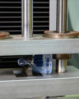 Alimentação de silicone para bebês redonda / plana com possibilidade de logotipo personalizado