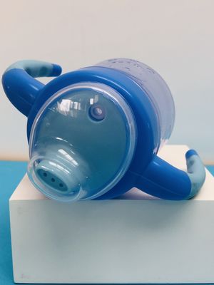 BPA livram 9 meses um derramamento de 6 onças não que treina o copo de Sippy